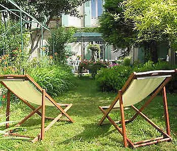 Au Saint Roch - Et Jardin Aviñón