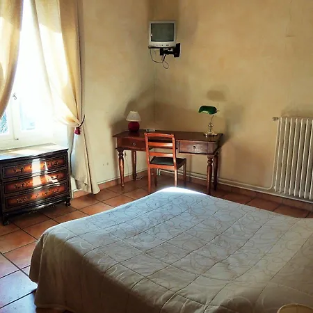Hotel Au Saint Roch - Et Jardin 2*